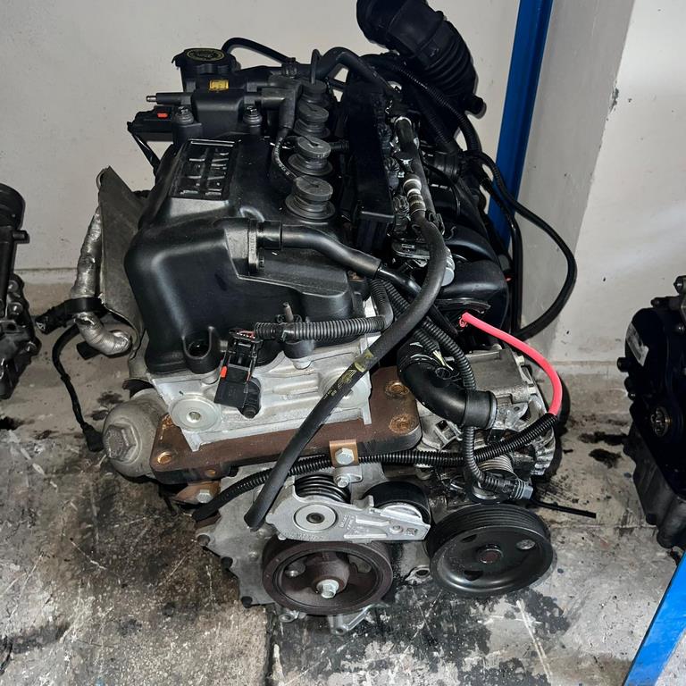 COOPER ELECTRİC ÇIKMA PARÇA MİNİ COOPER KOMPLE MOTOR R50 KOMPLE MOTOR